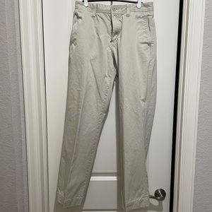 Eddie Bauer Men’s classic fit pants 30x32